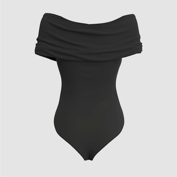 Solid Off-Shoulder Black Bodysuit - Picture 2 of 4